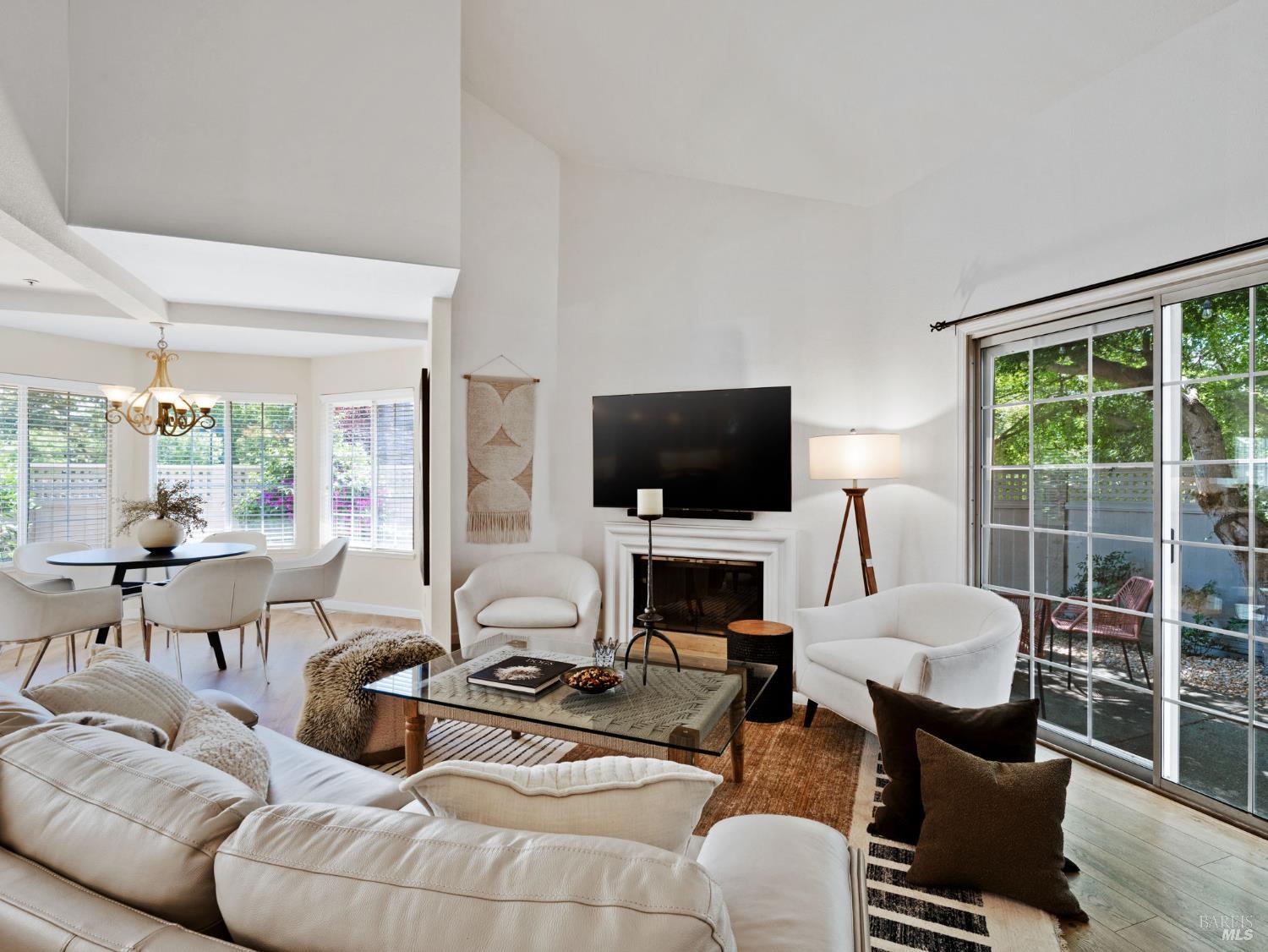 125 Valley Club Circle