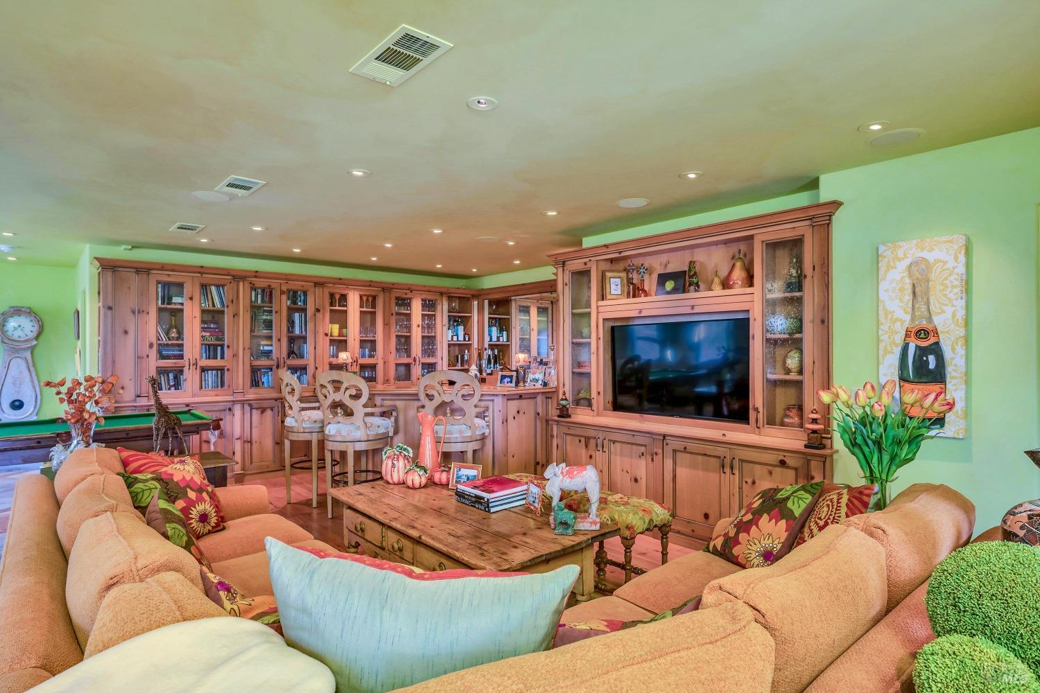 2395 Pickett Road