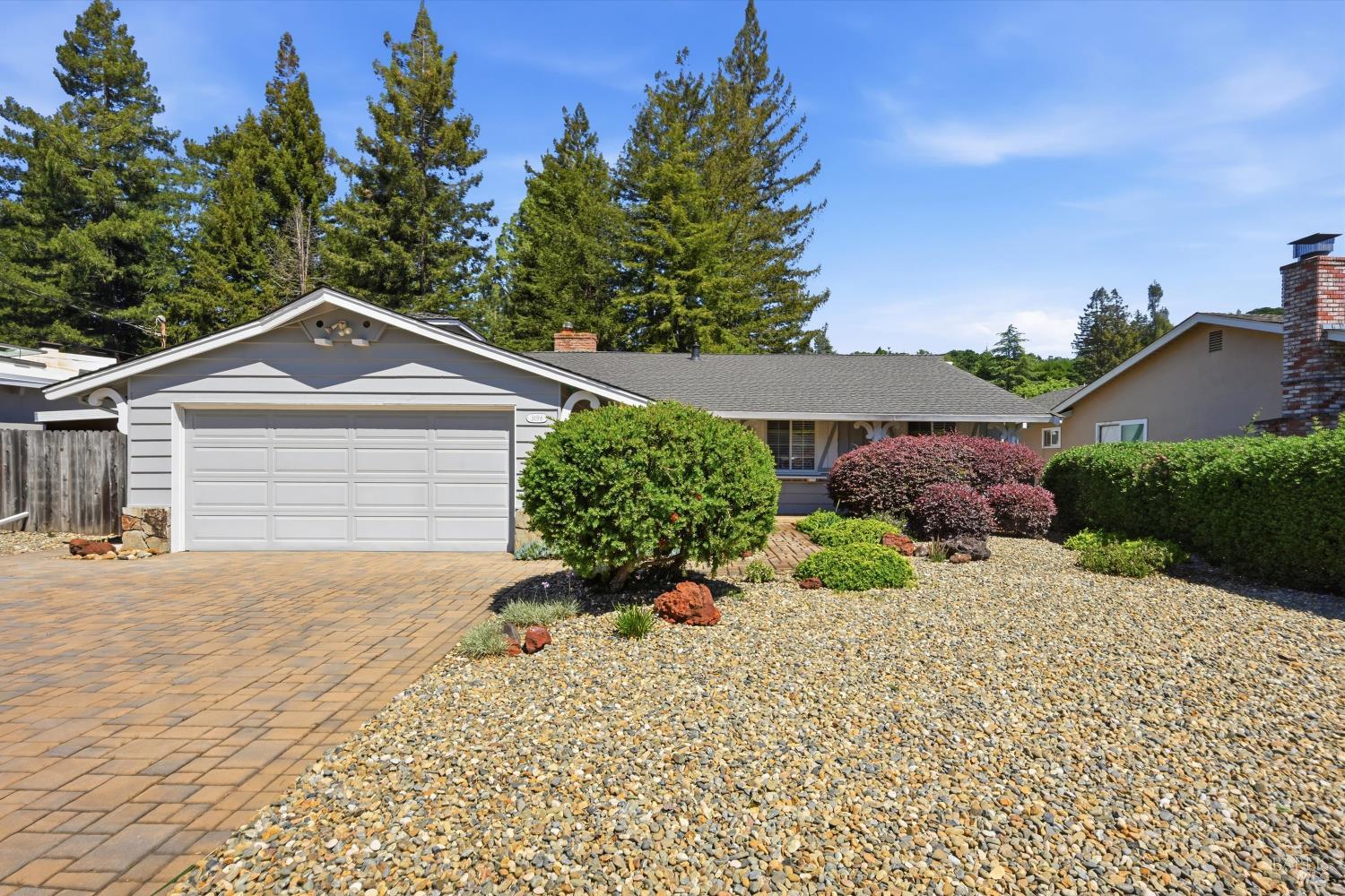 3196 Scenic Drive