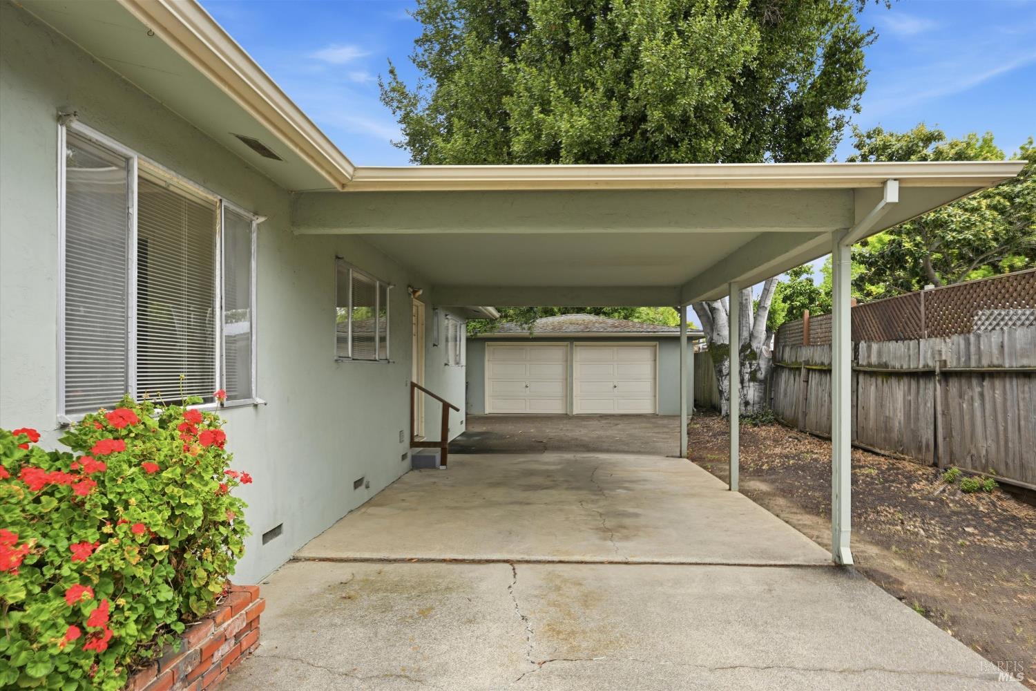 320 Shortt Road