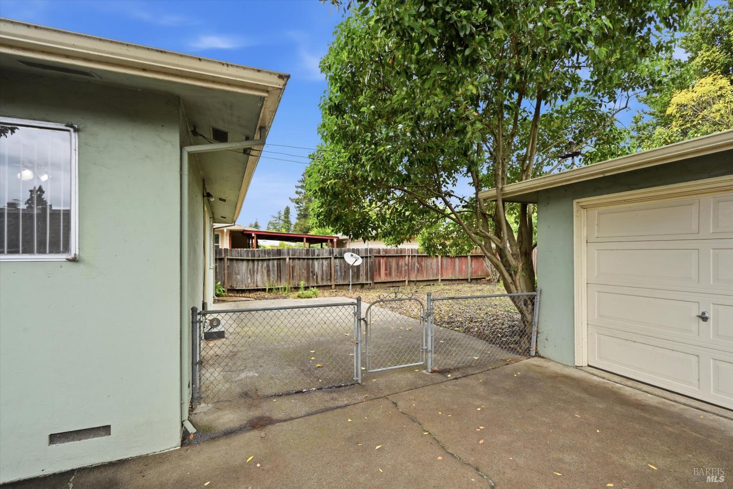 320 Shortt Road