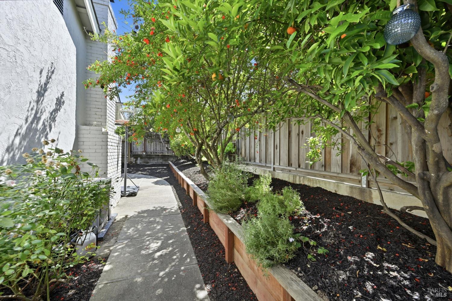 3571 Meadowbrook Drive