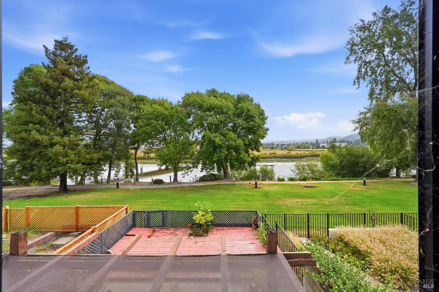 910 Marina Drive