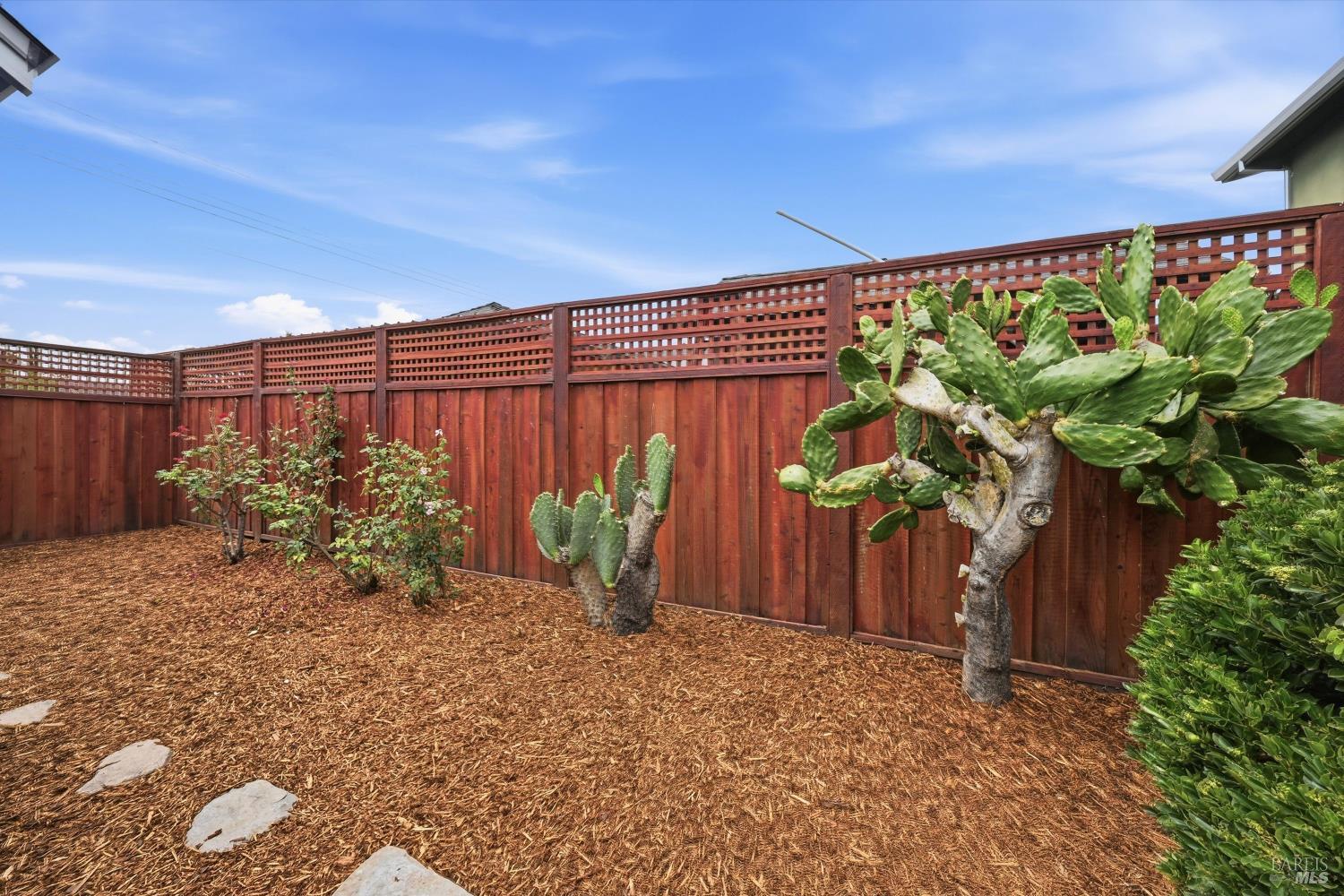 2730 El Dorado Street