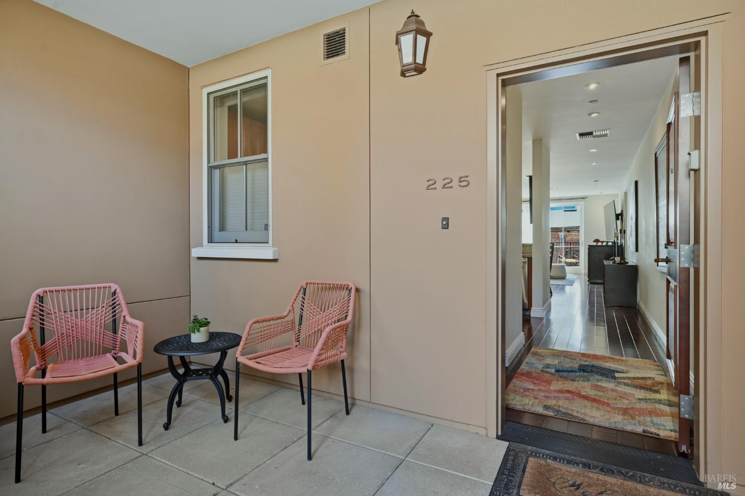 588 Main Street Unit: #225