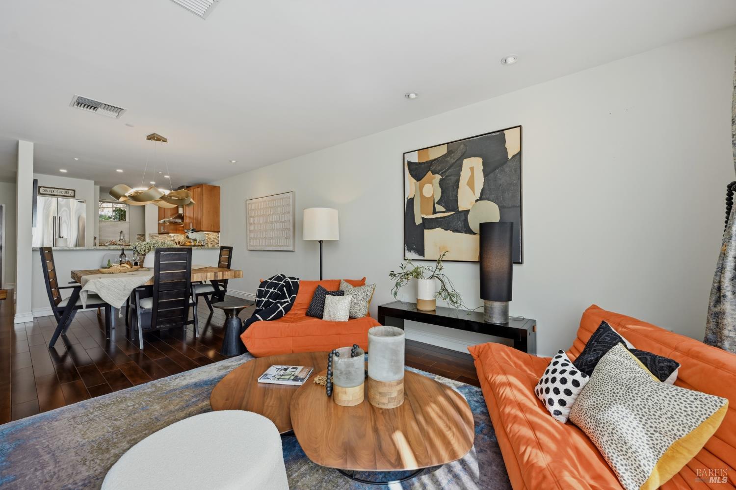 588 Main Street Unit: #225
