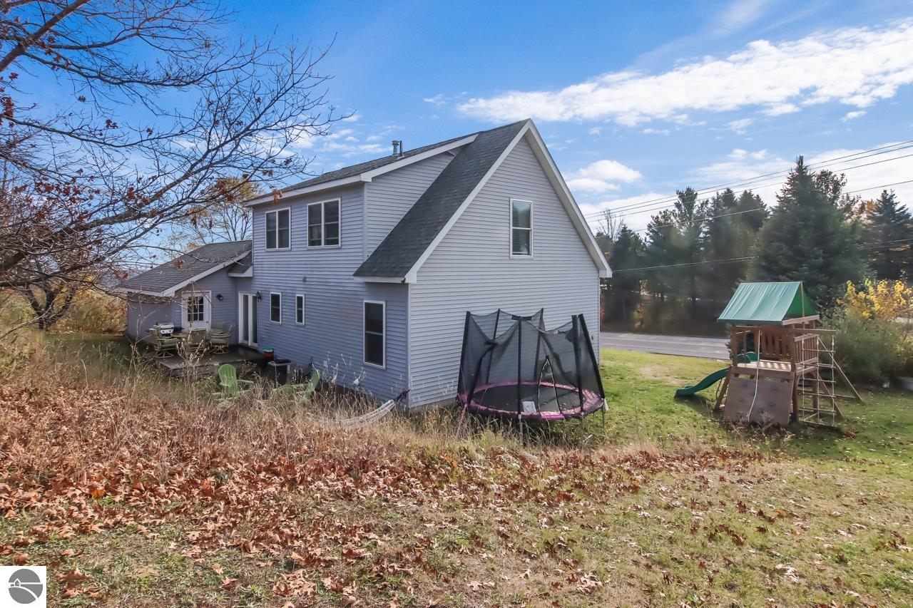 4086 Barnes Road