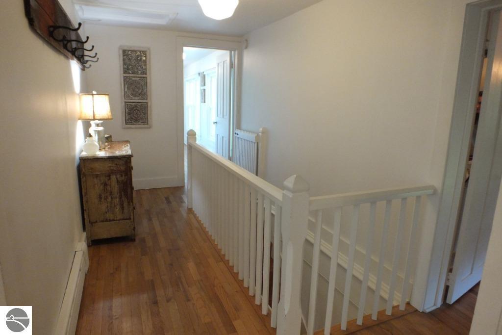 3257 N Manitou Trail W