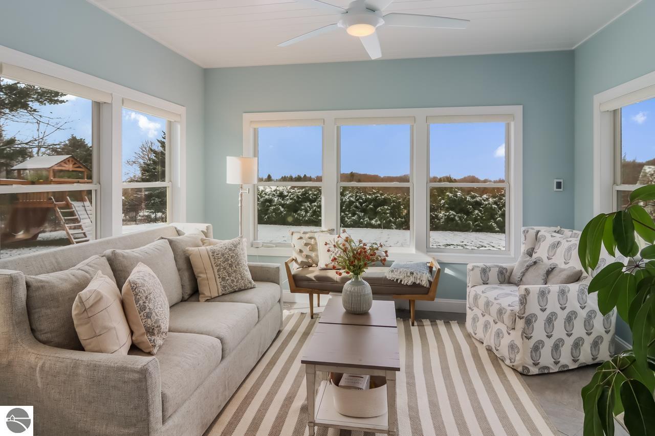 8885 Sunset Circle