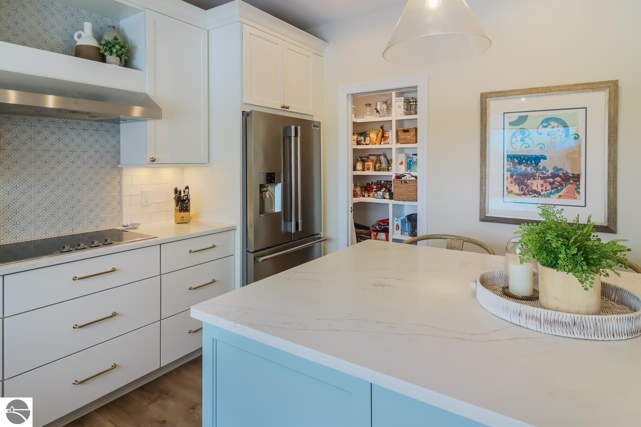 8885 Sunset Circle