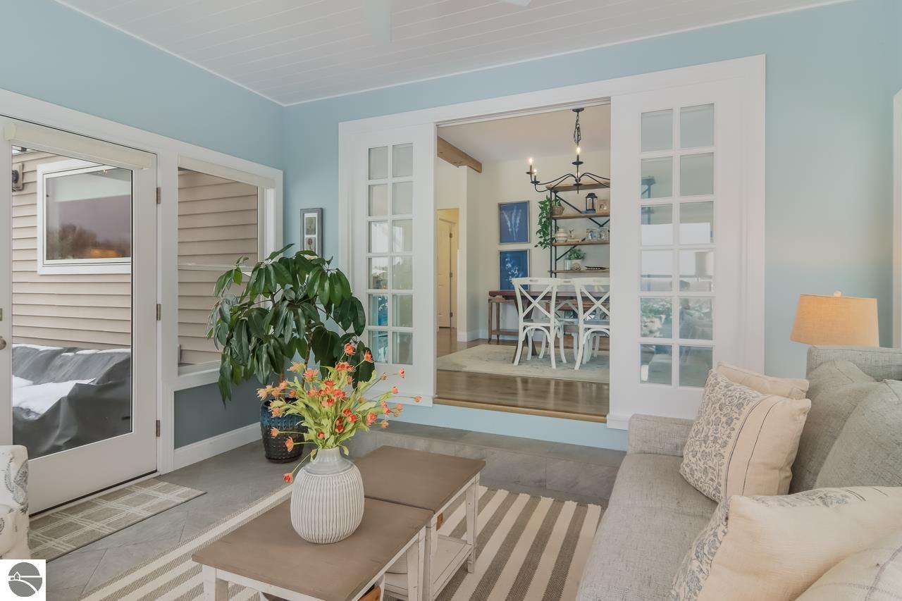 8885 Sunset Circle