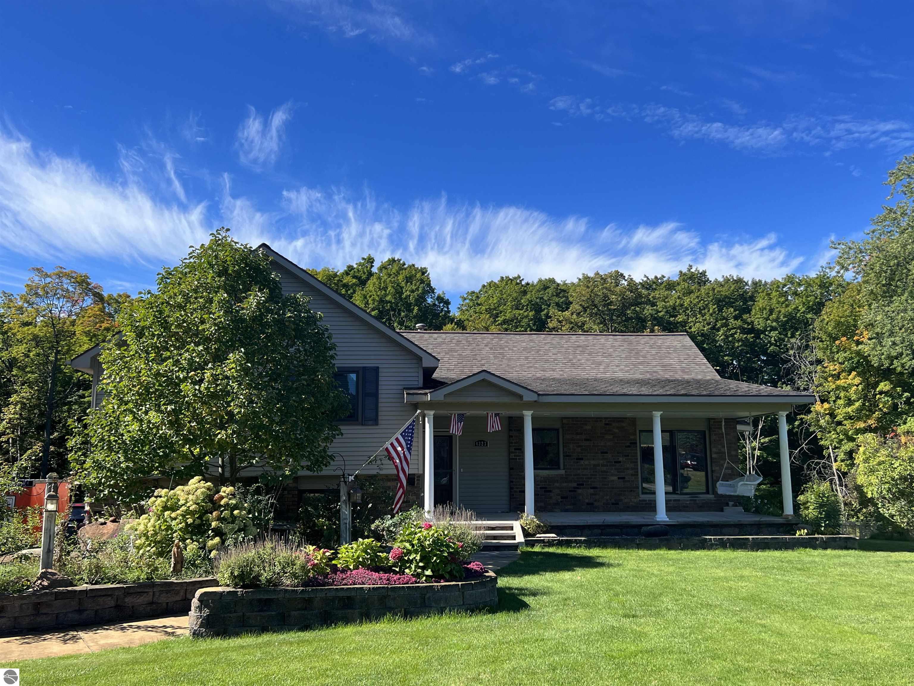 4323 Ridgemoor Drive