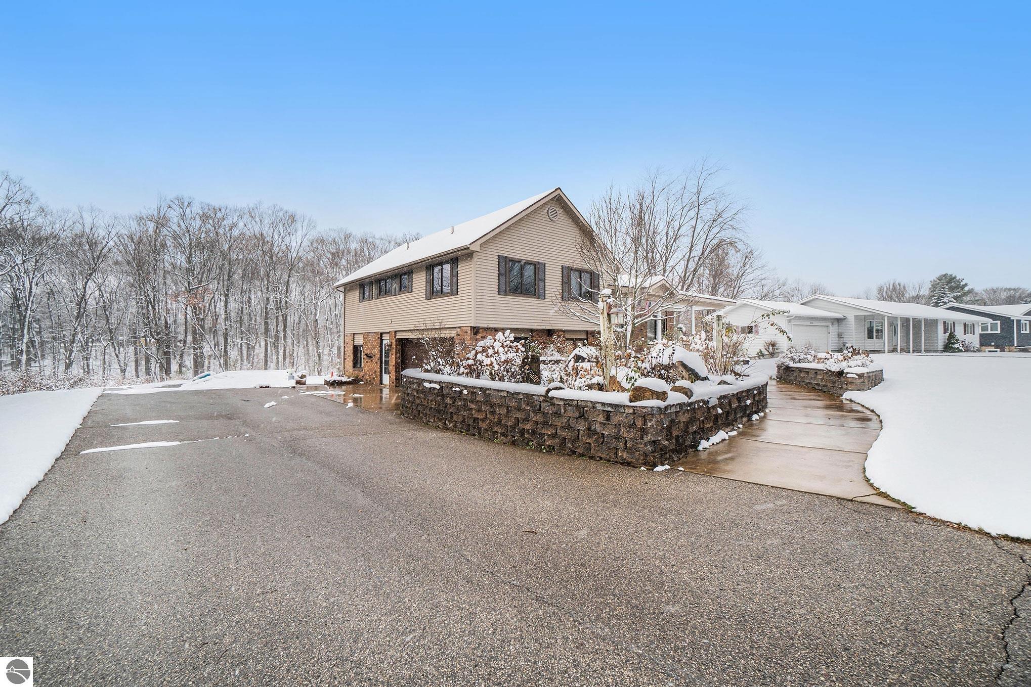 4323 Ridgemoor Drive