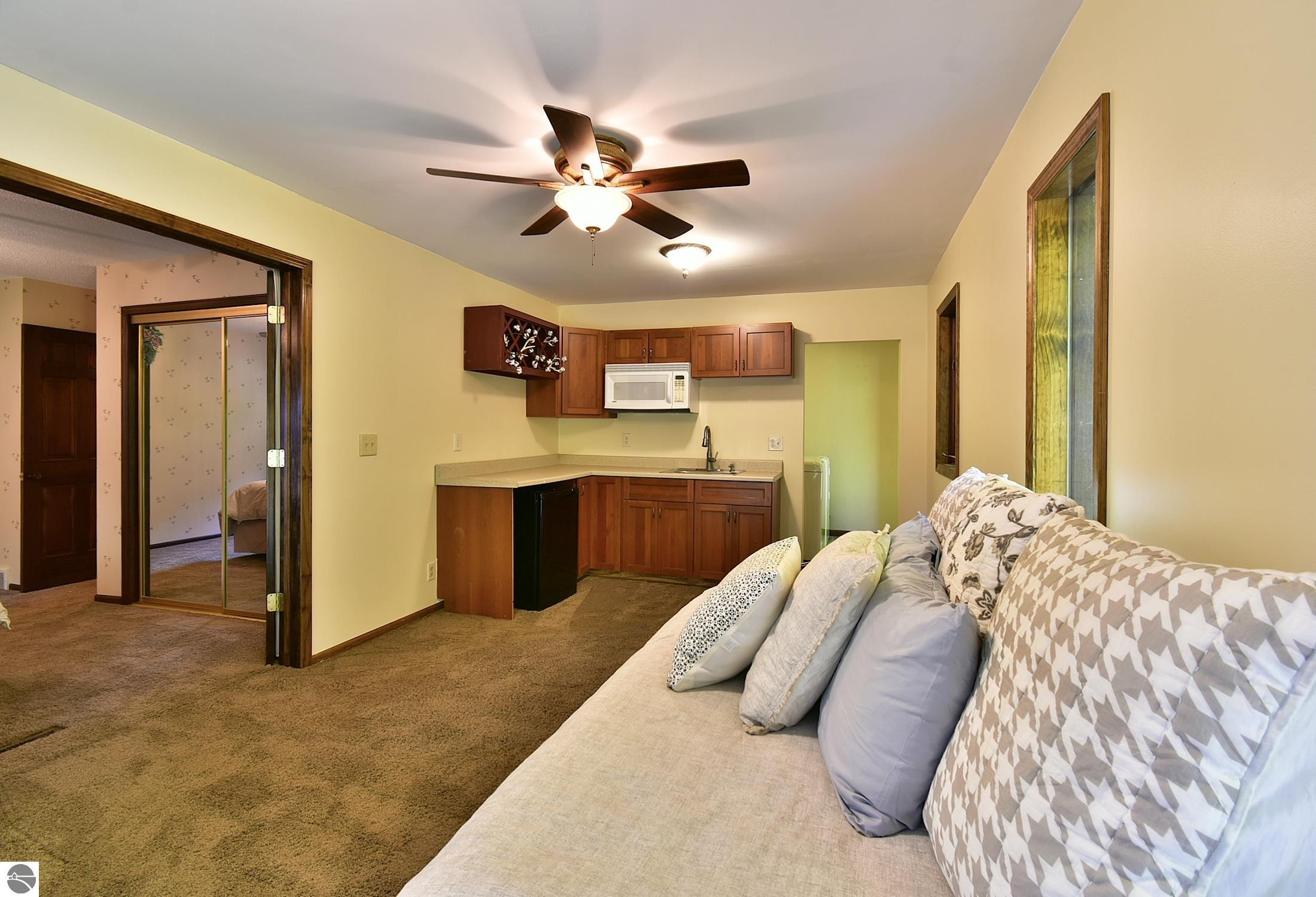 16637 Whispering Pines Trail
