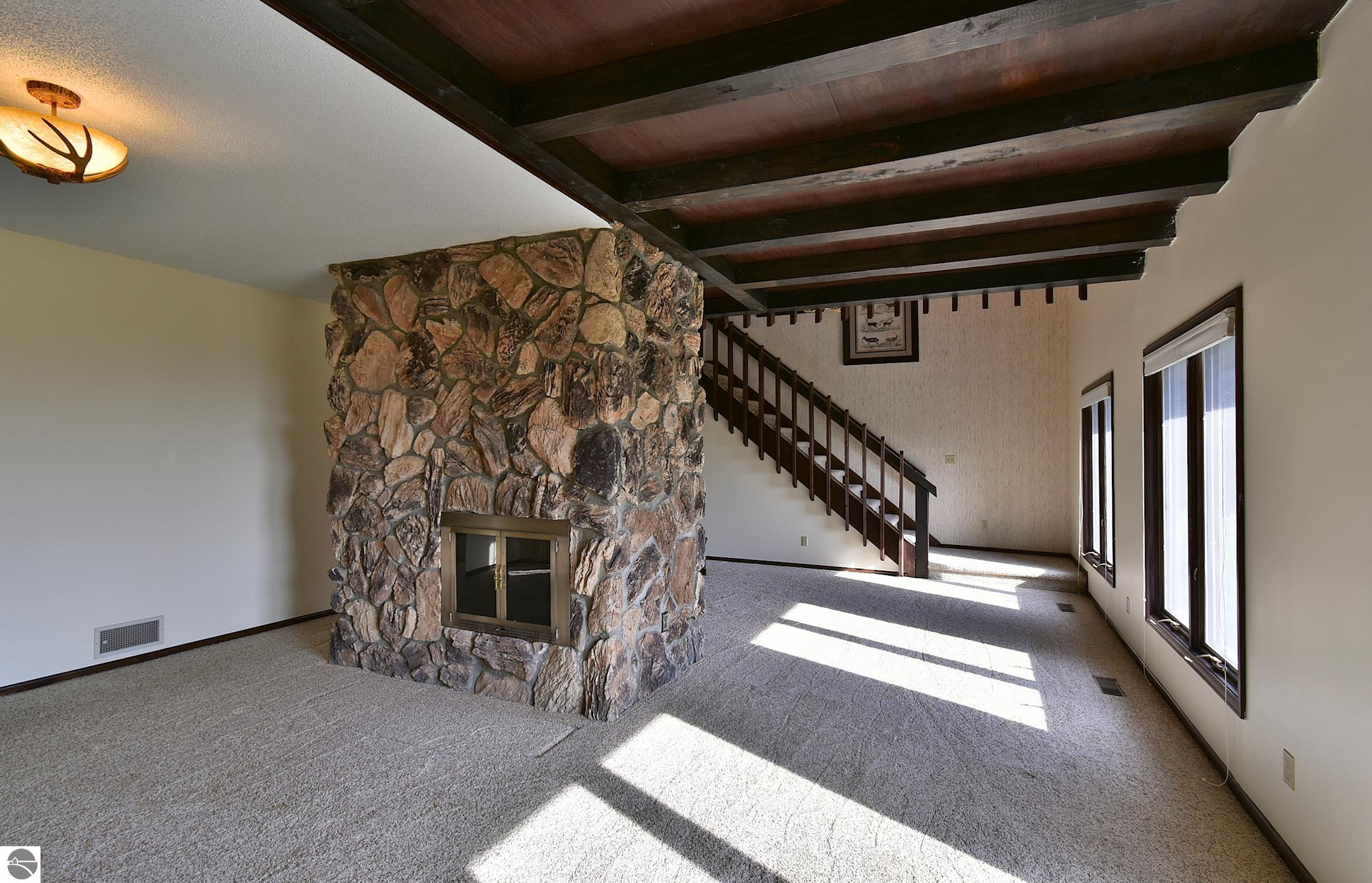 16637 Whispering Pines Trail