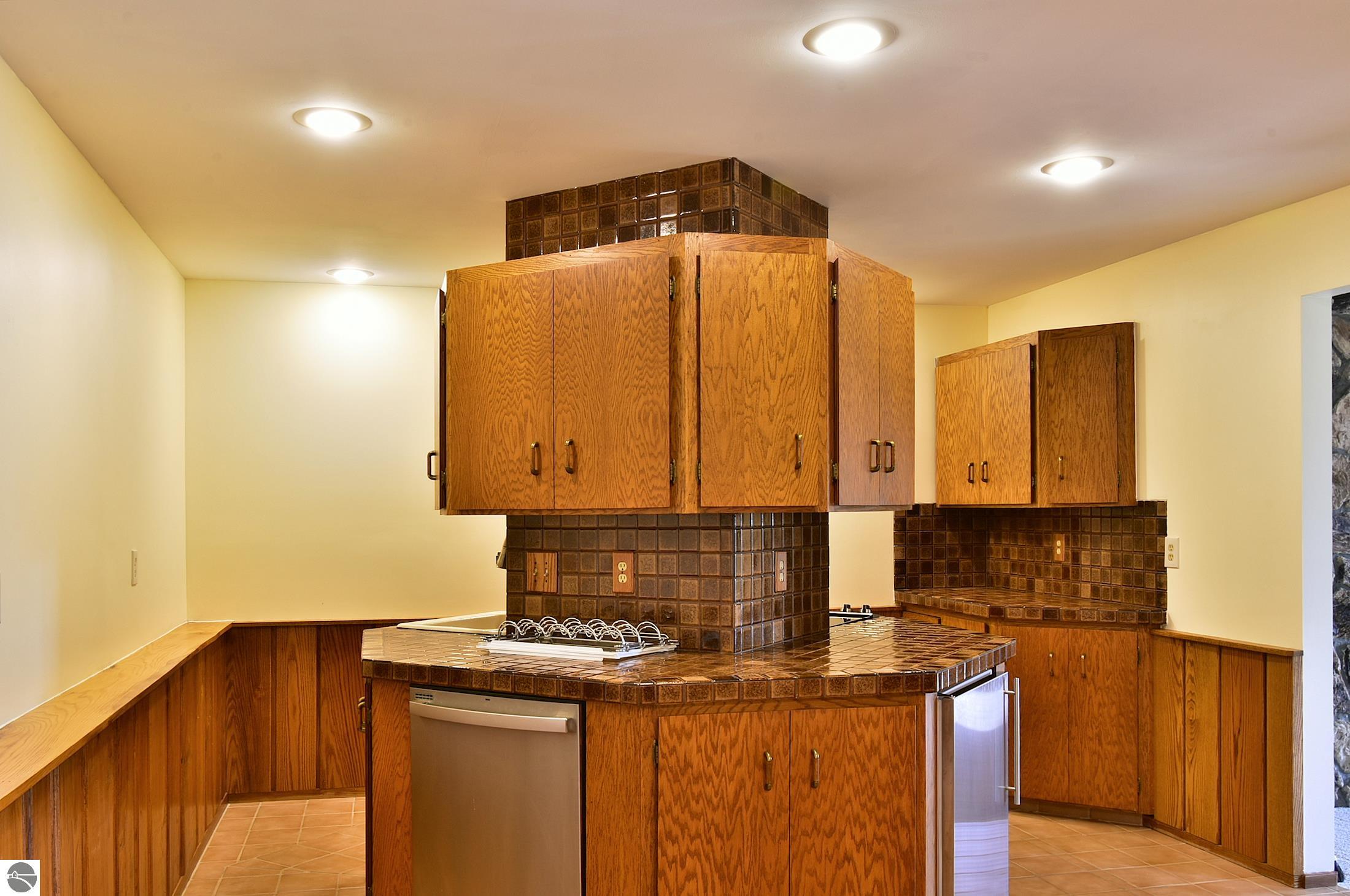 16637 Whispering Pines Trail