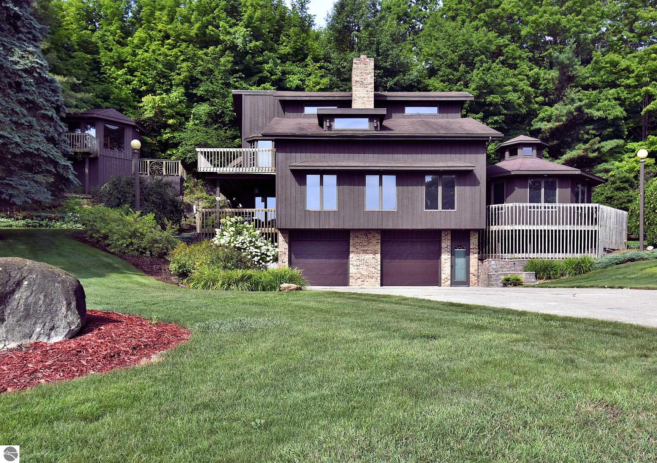16637 Whispering Pines Trail