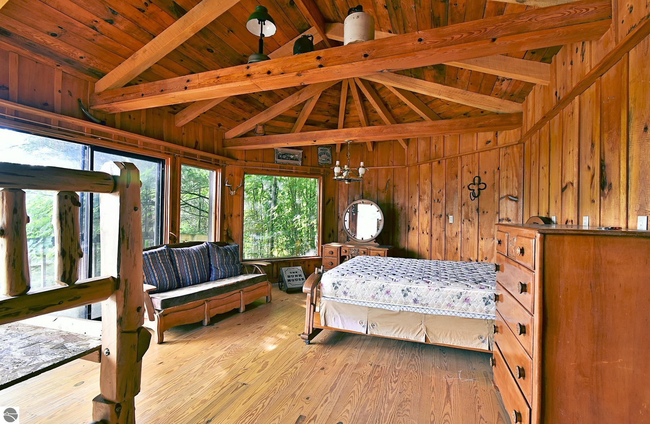 16637 Whispering Pines Trail