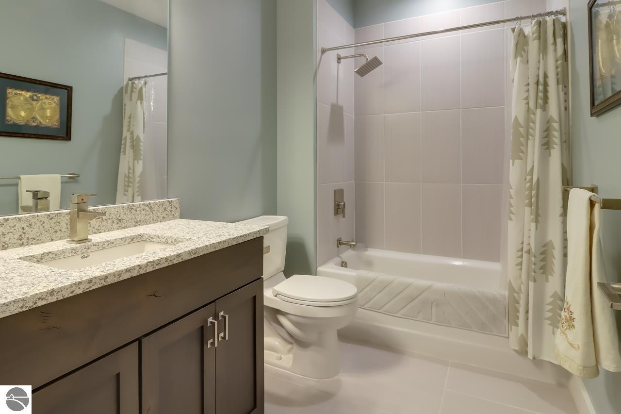 129 E Seventeenth Street