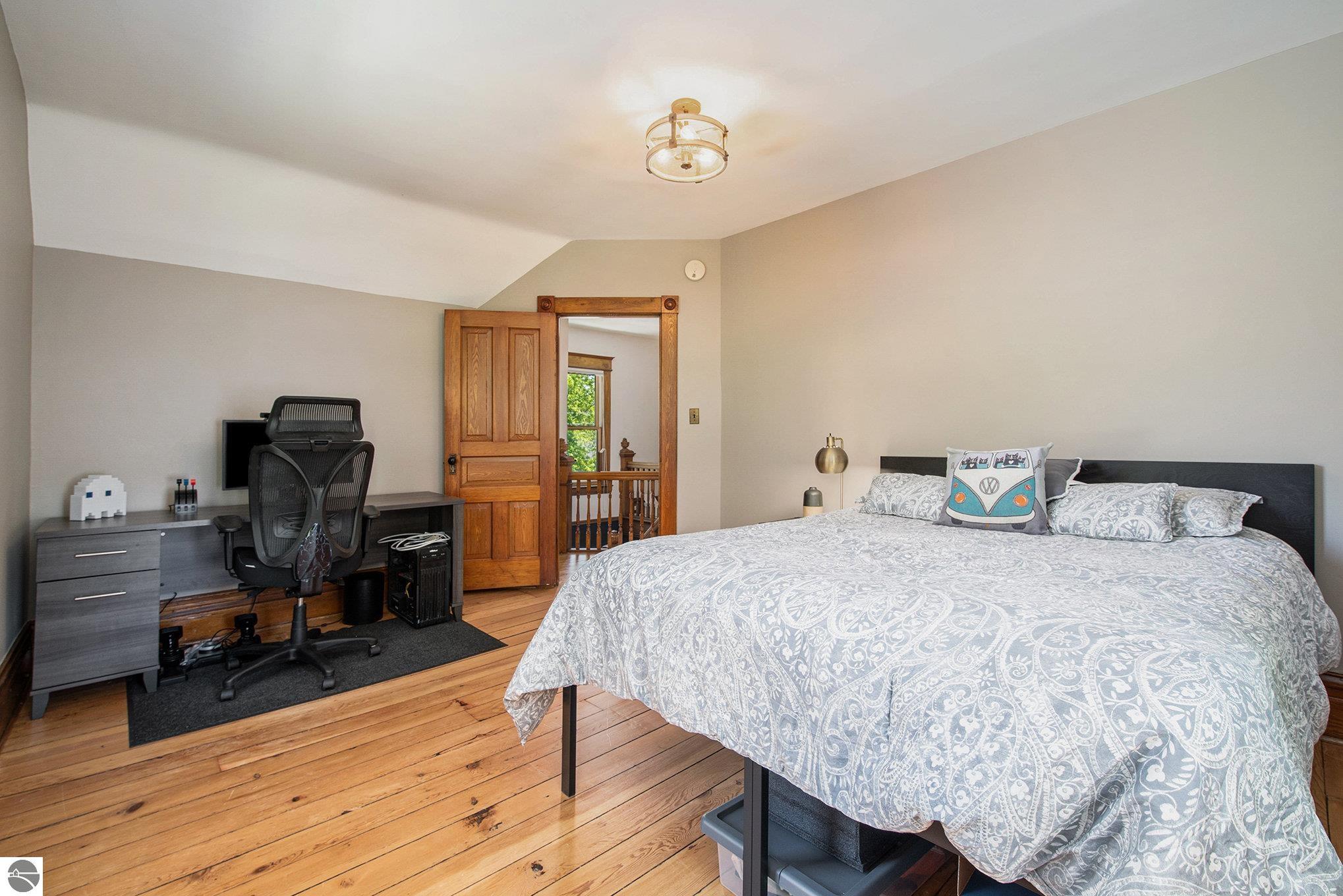 501 W Eleventh Street