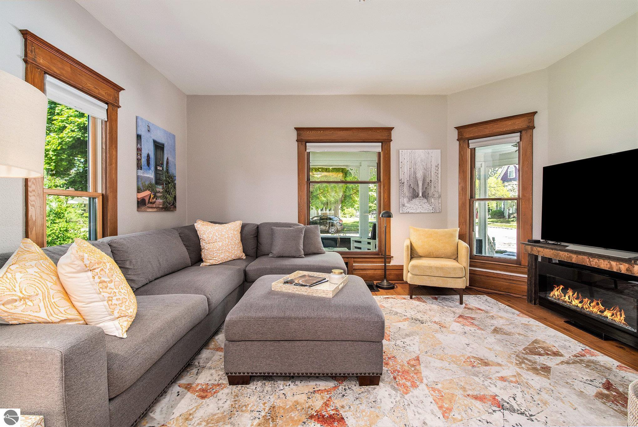 501 W Eleventh Street
