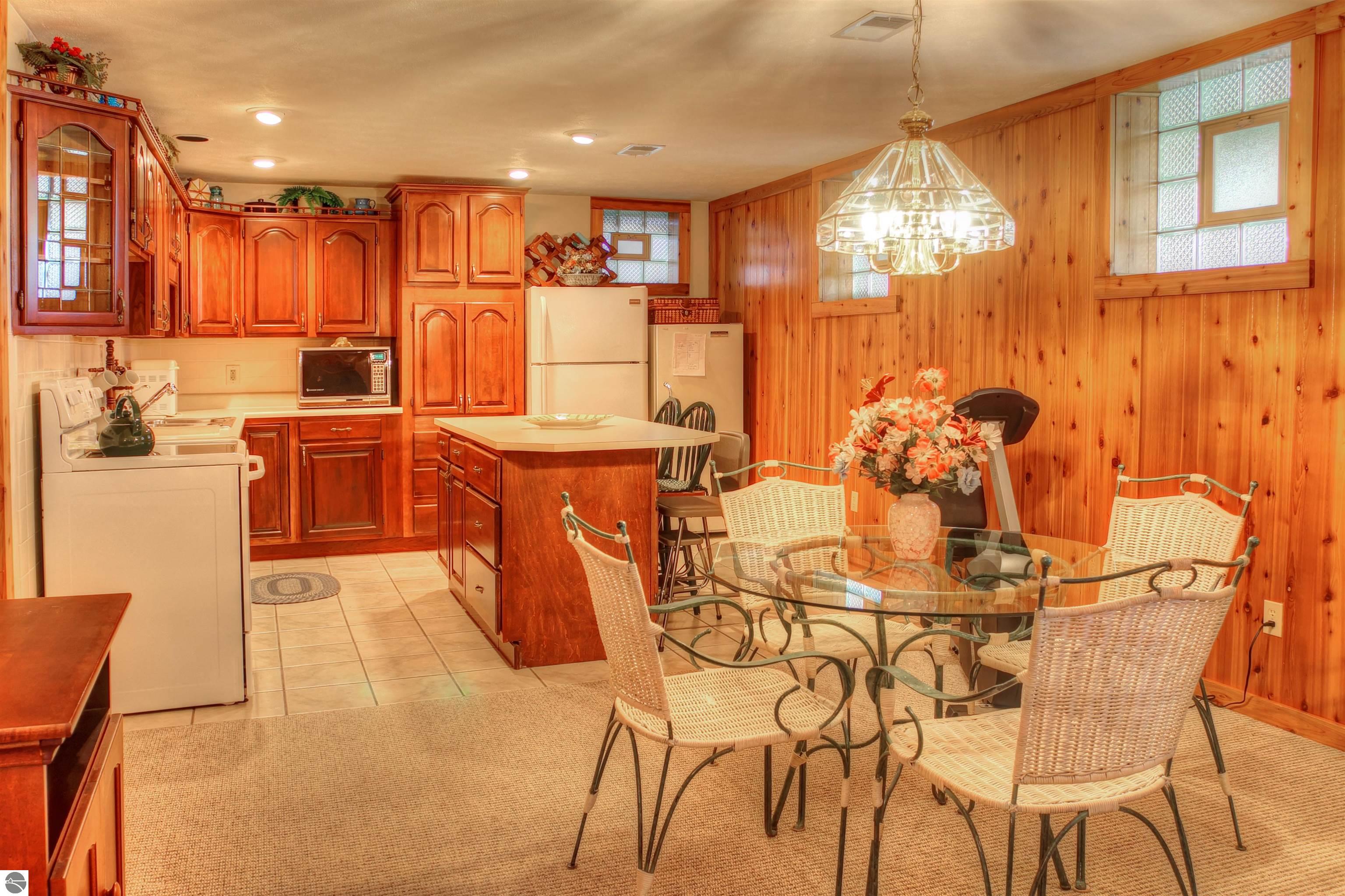 5416 Highland Drive