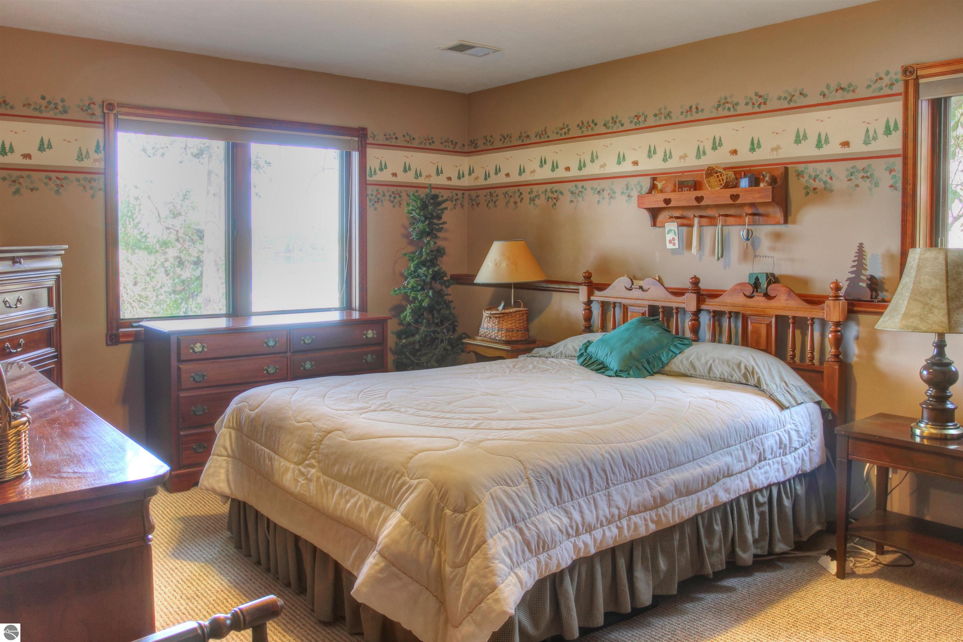 5416 Highland Drive