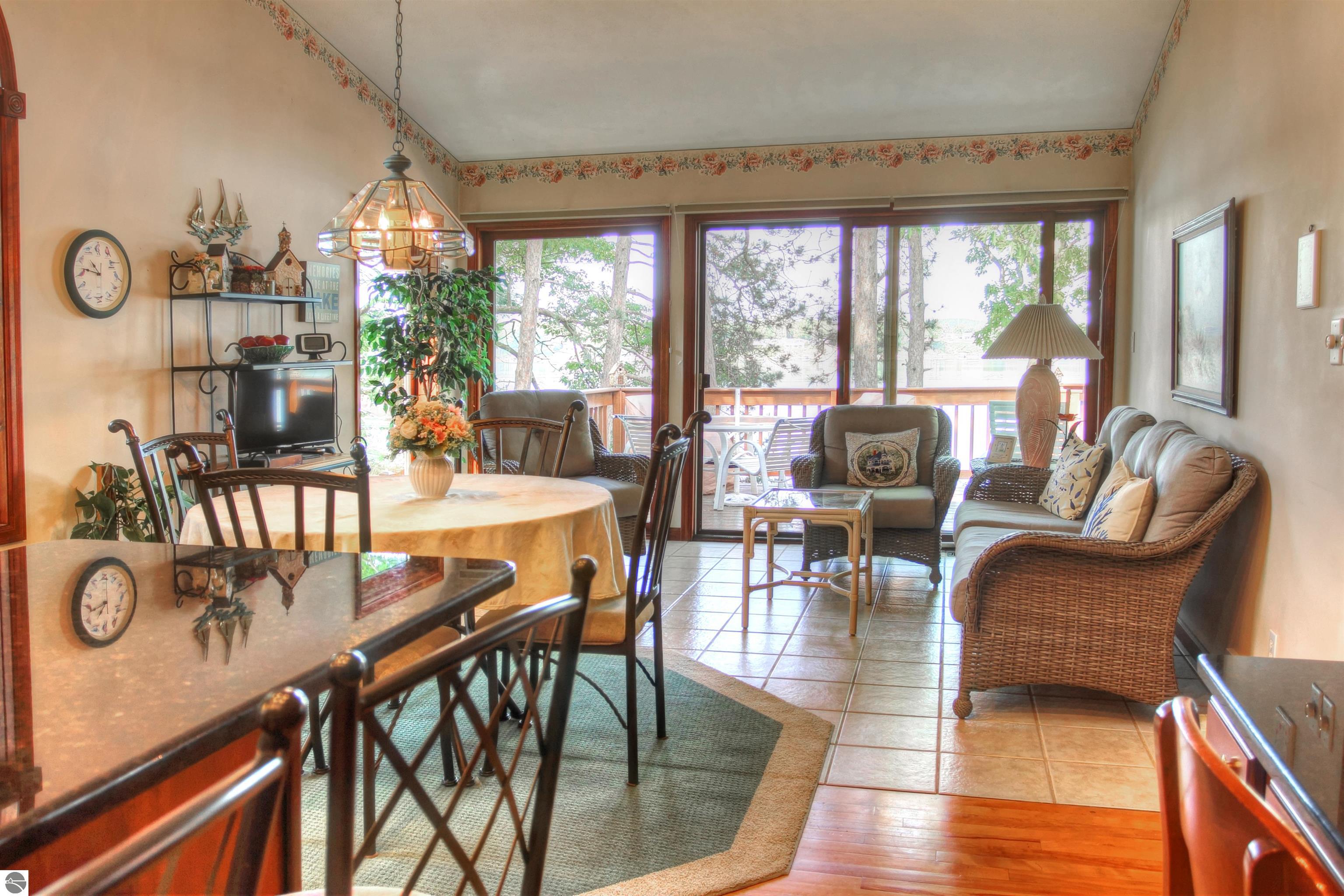 5416 Highland Drive