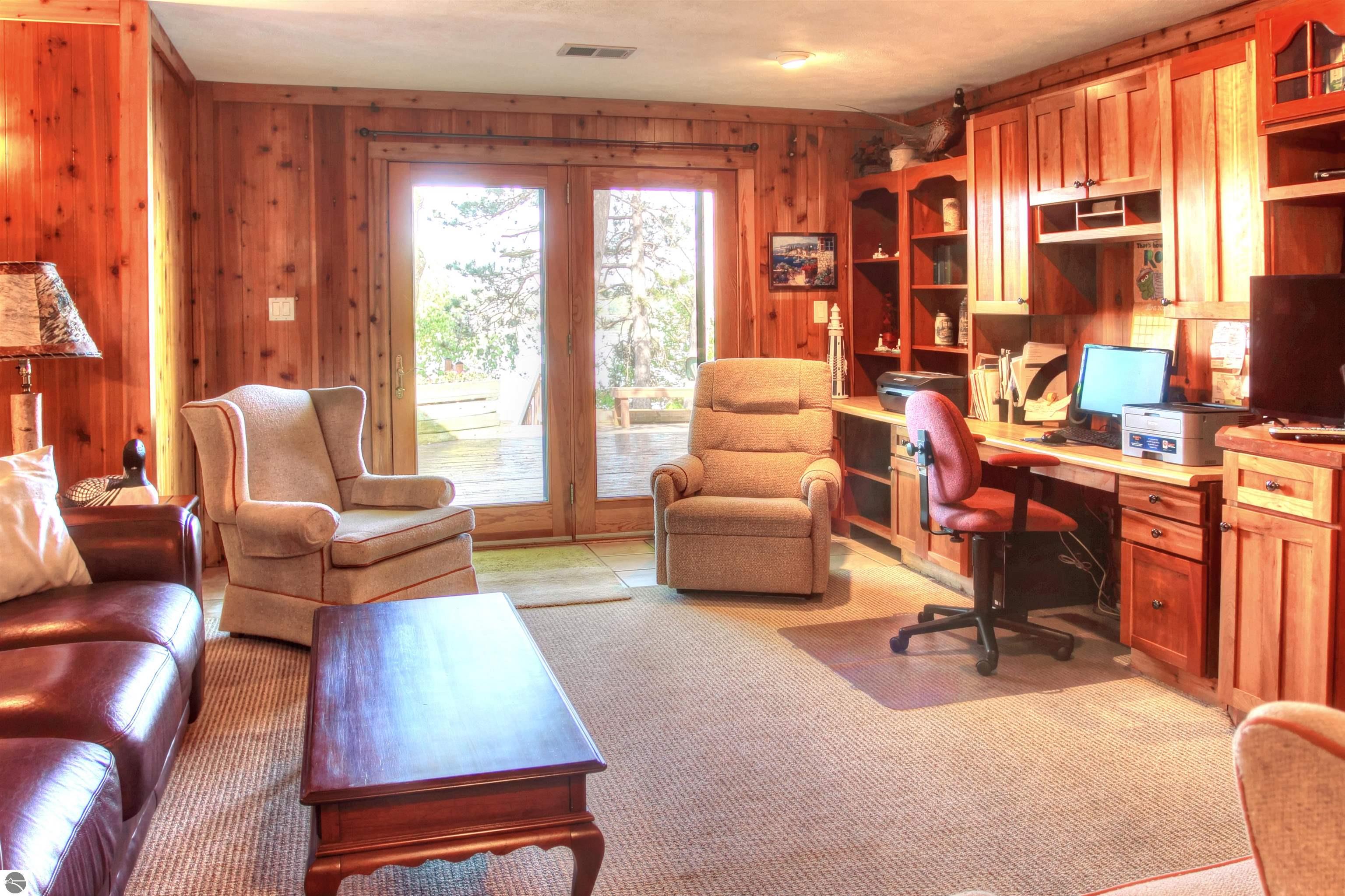 5416 Highland Drive