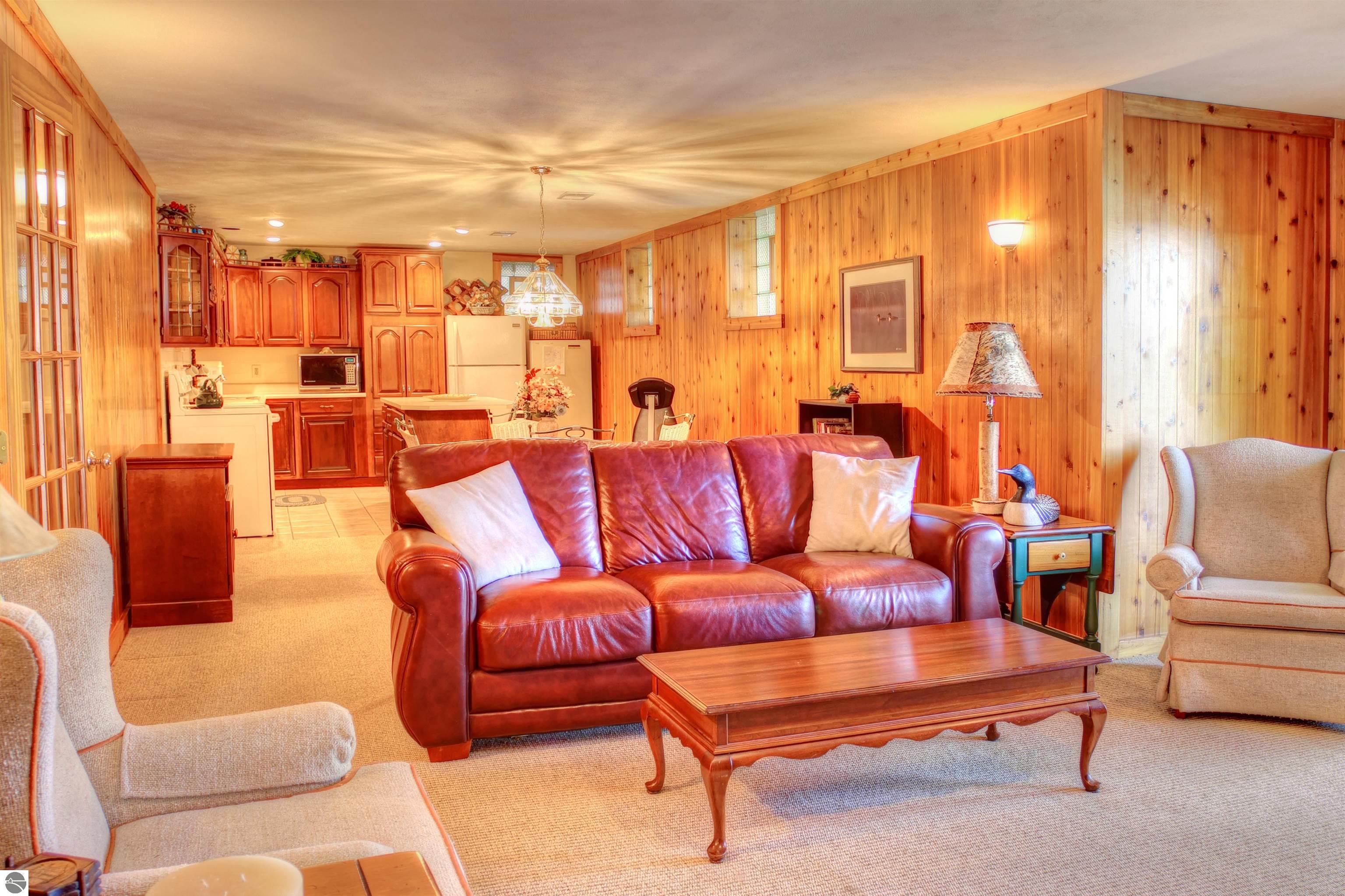 5416 Highland Drive