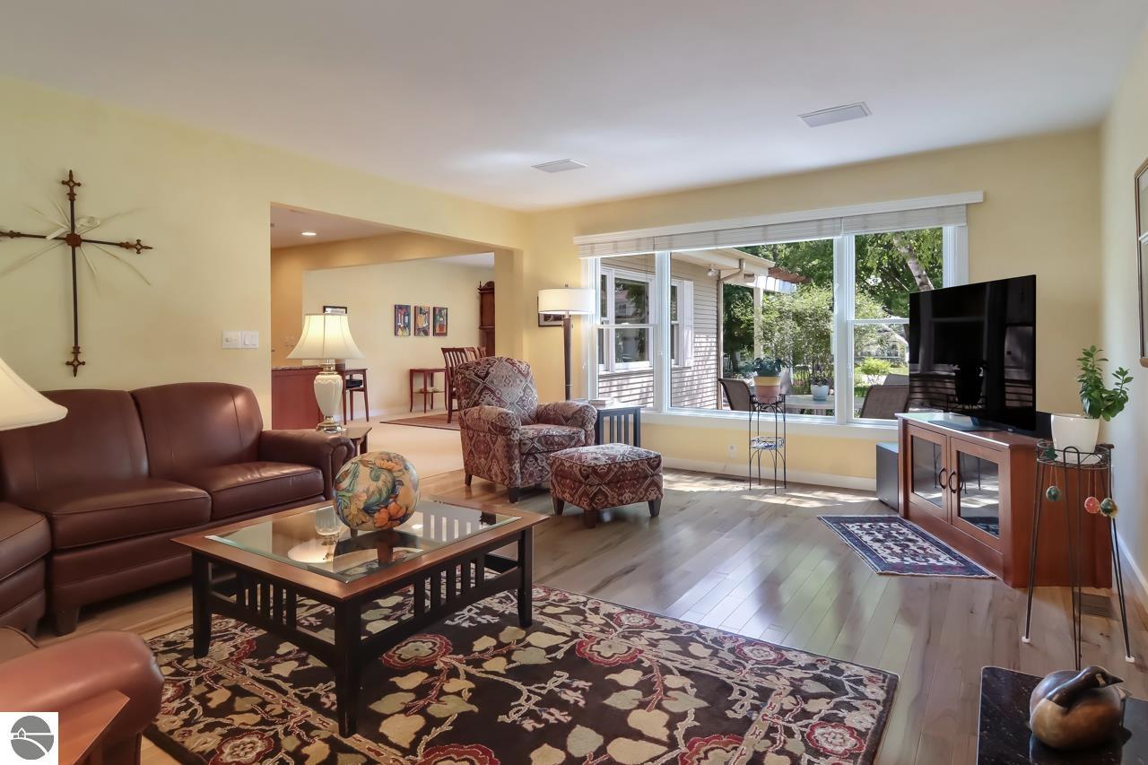 308 N Elmwood Avenue