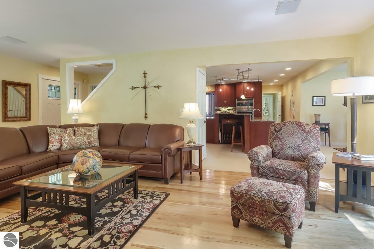 308 N Elmwood Avenue