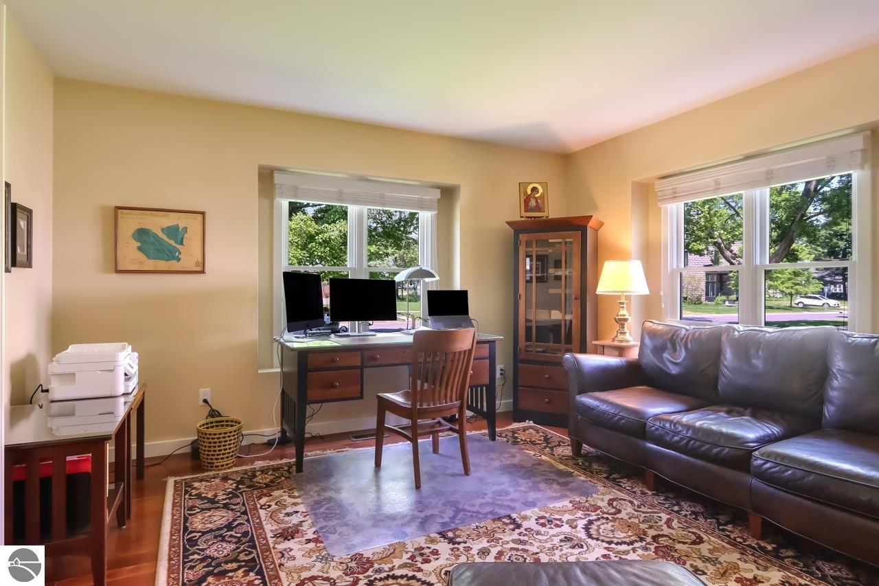 308 N Elmwood Avenue