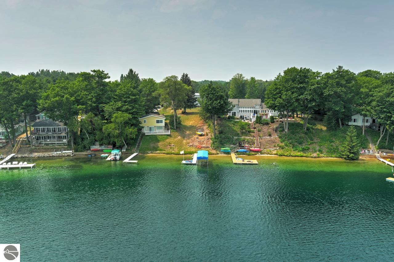 392 N West Silver Lake Road