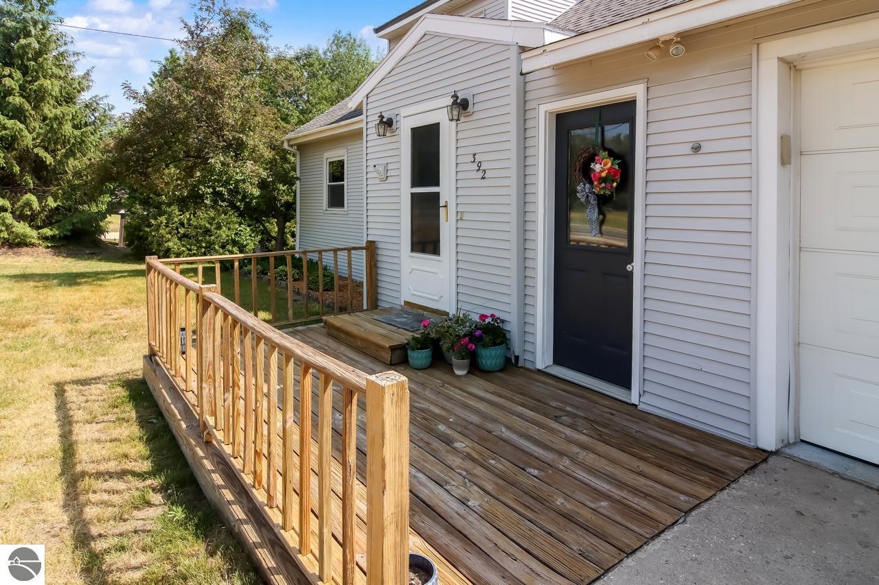392 N West Silver Lake Road