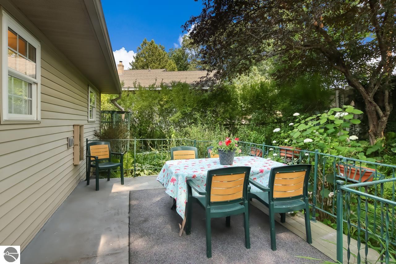 1208 Anderson Road