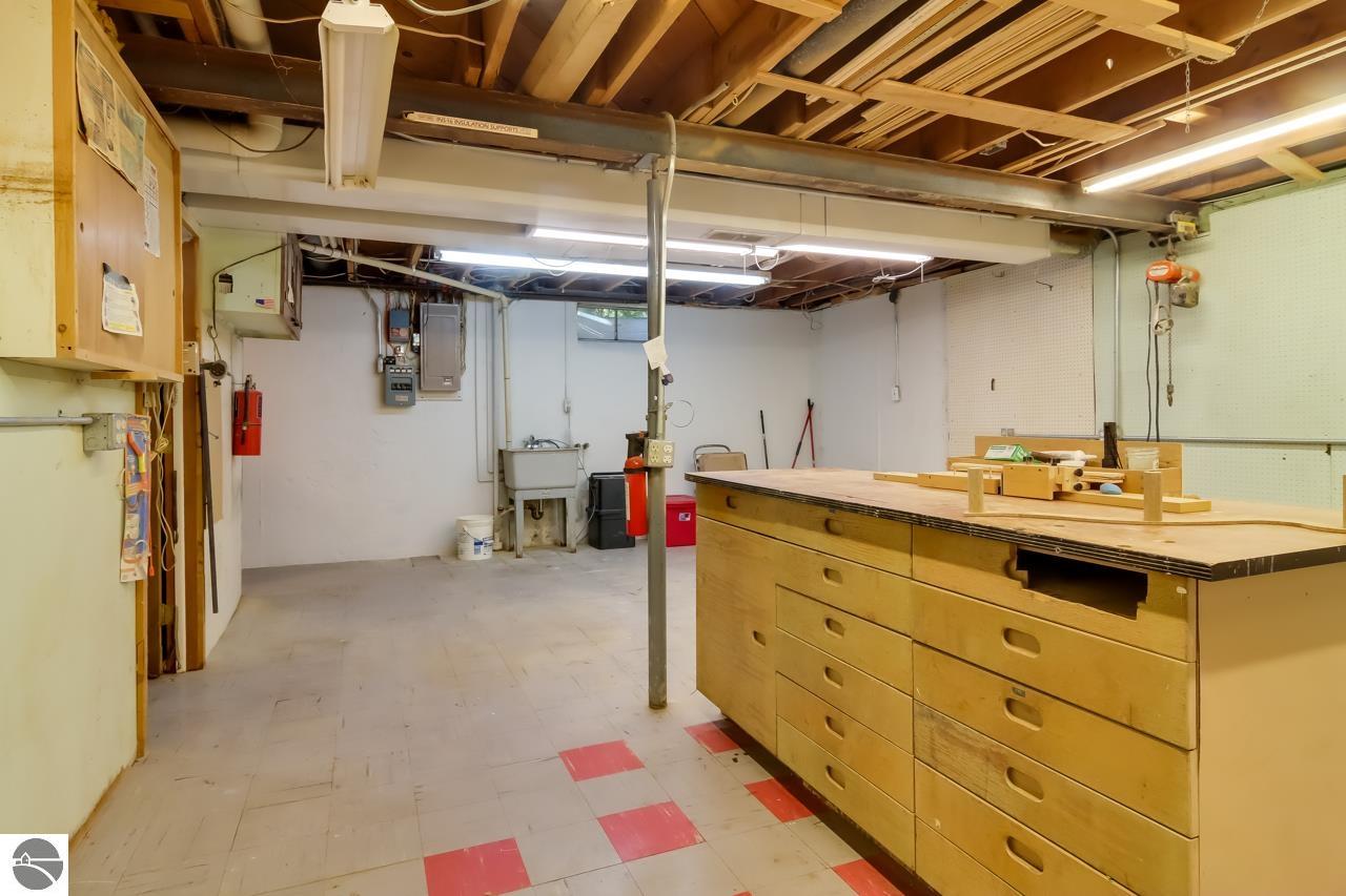 1208 Anderson Road