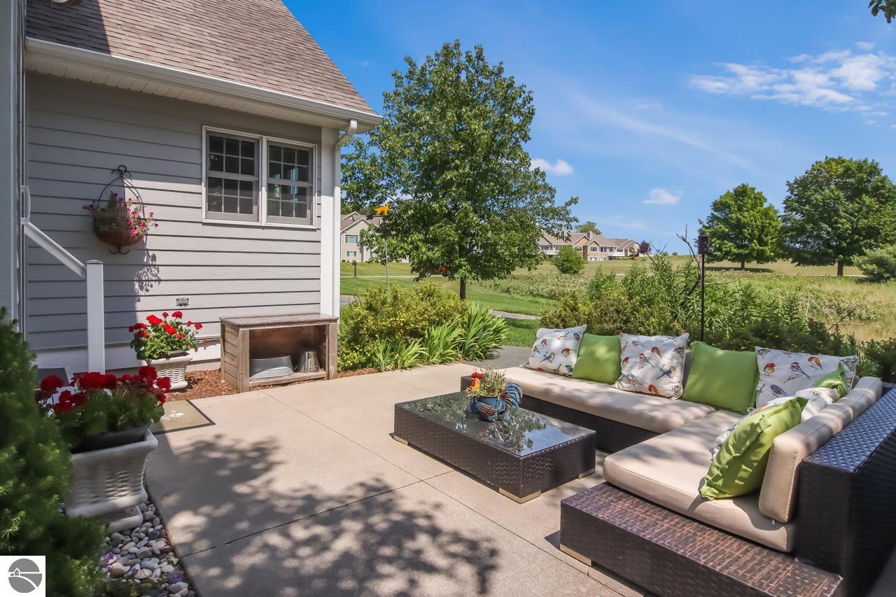 8589 Underwood Ridge