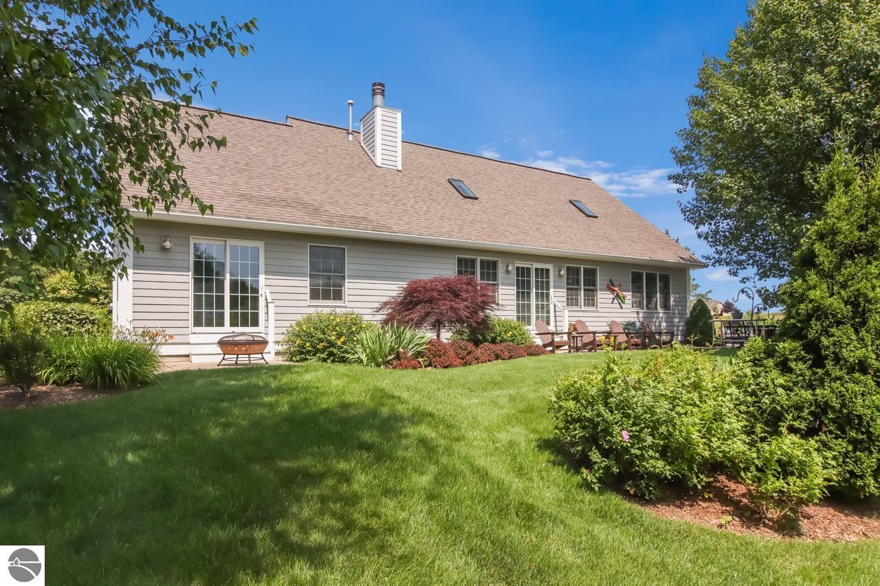 8589 Underwood Ridge
