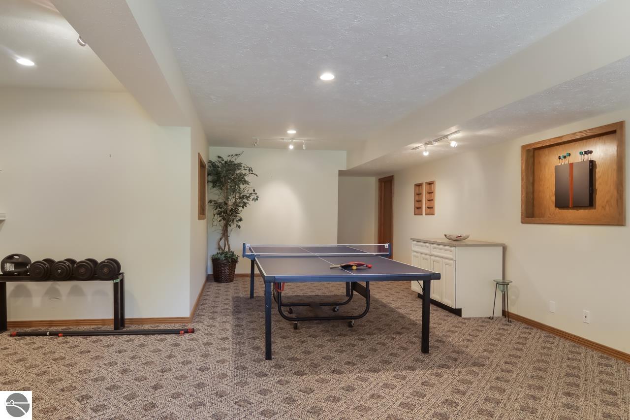 128 Spring Hill Road