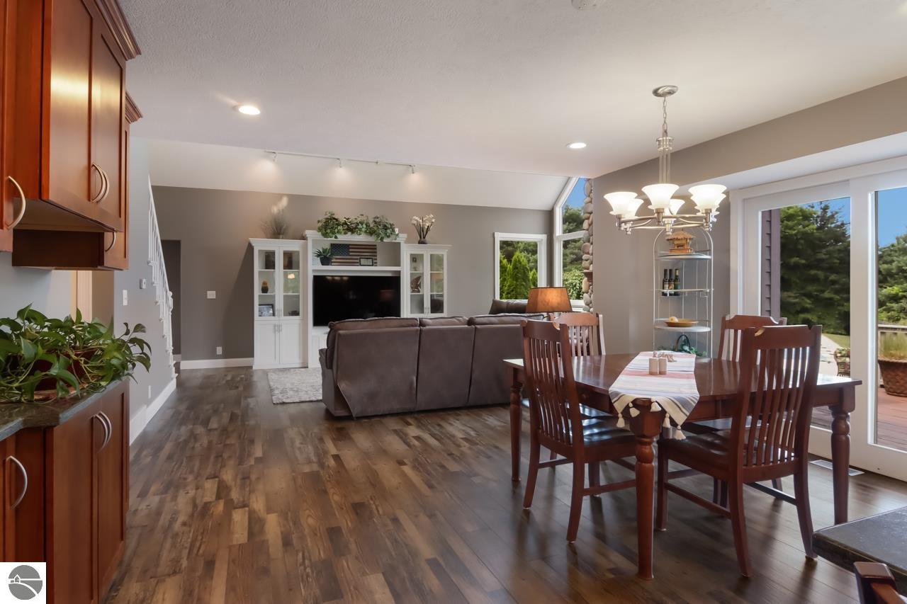 128 Spring Hill Road