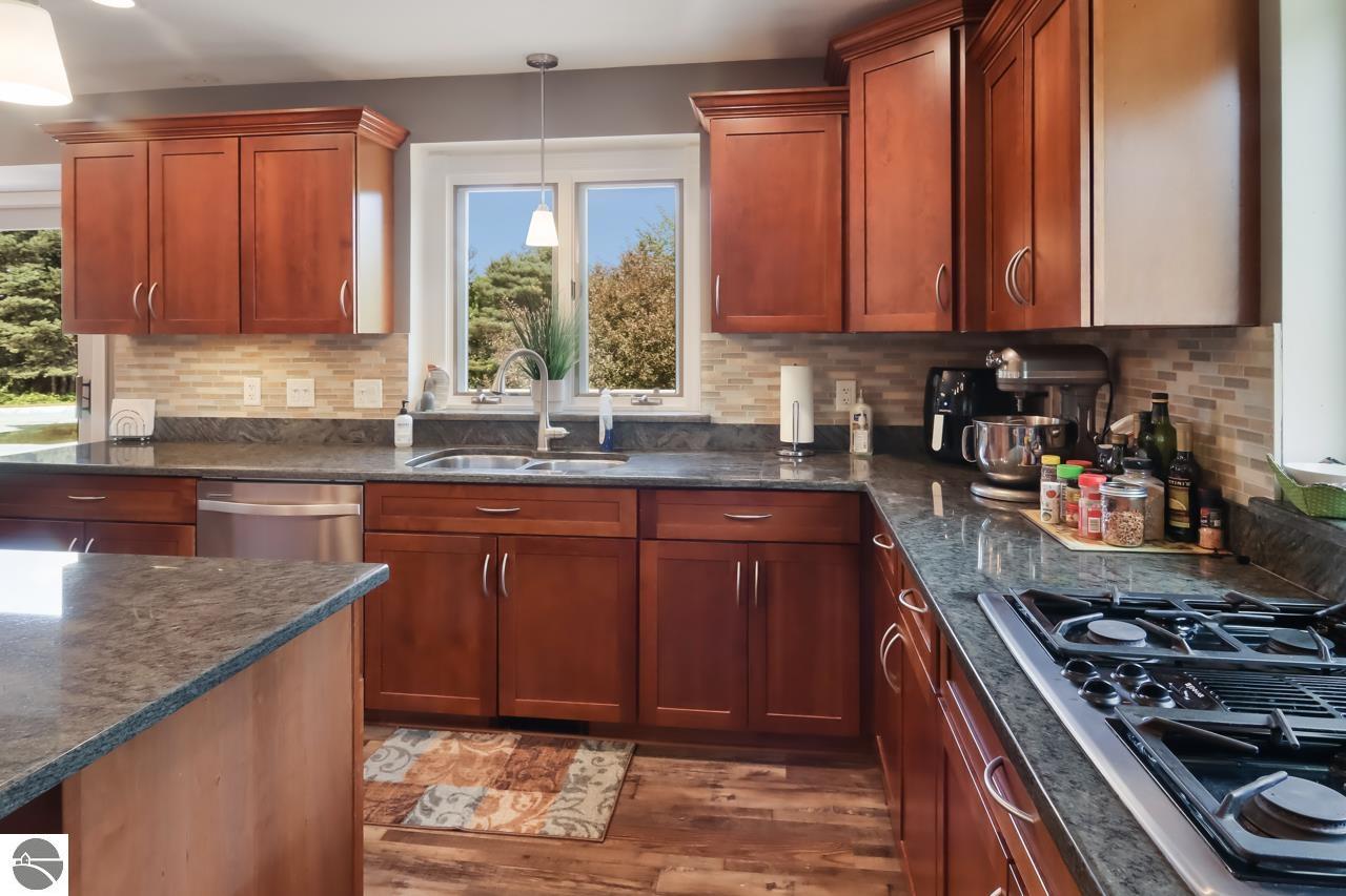 128 Spring Hill Road