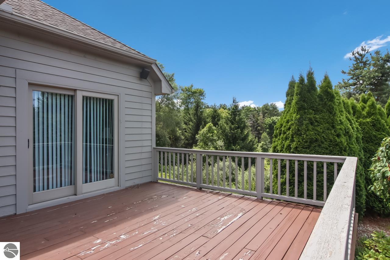 128 Spring Hill Road