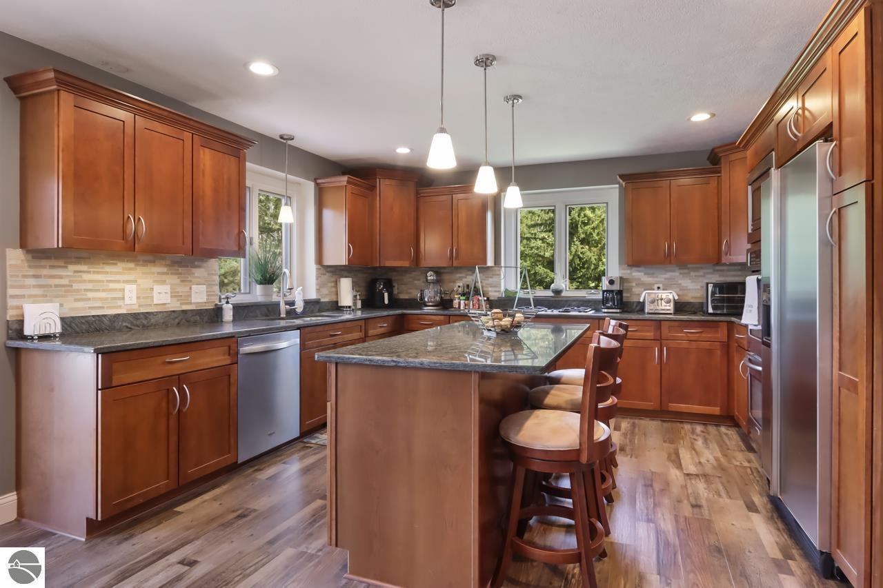 128 Spring Hill Road