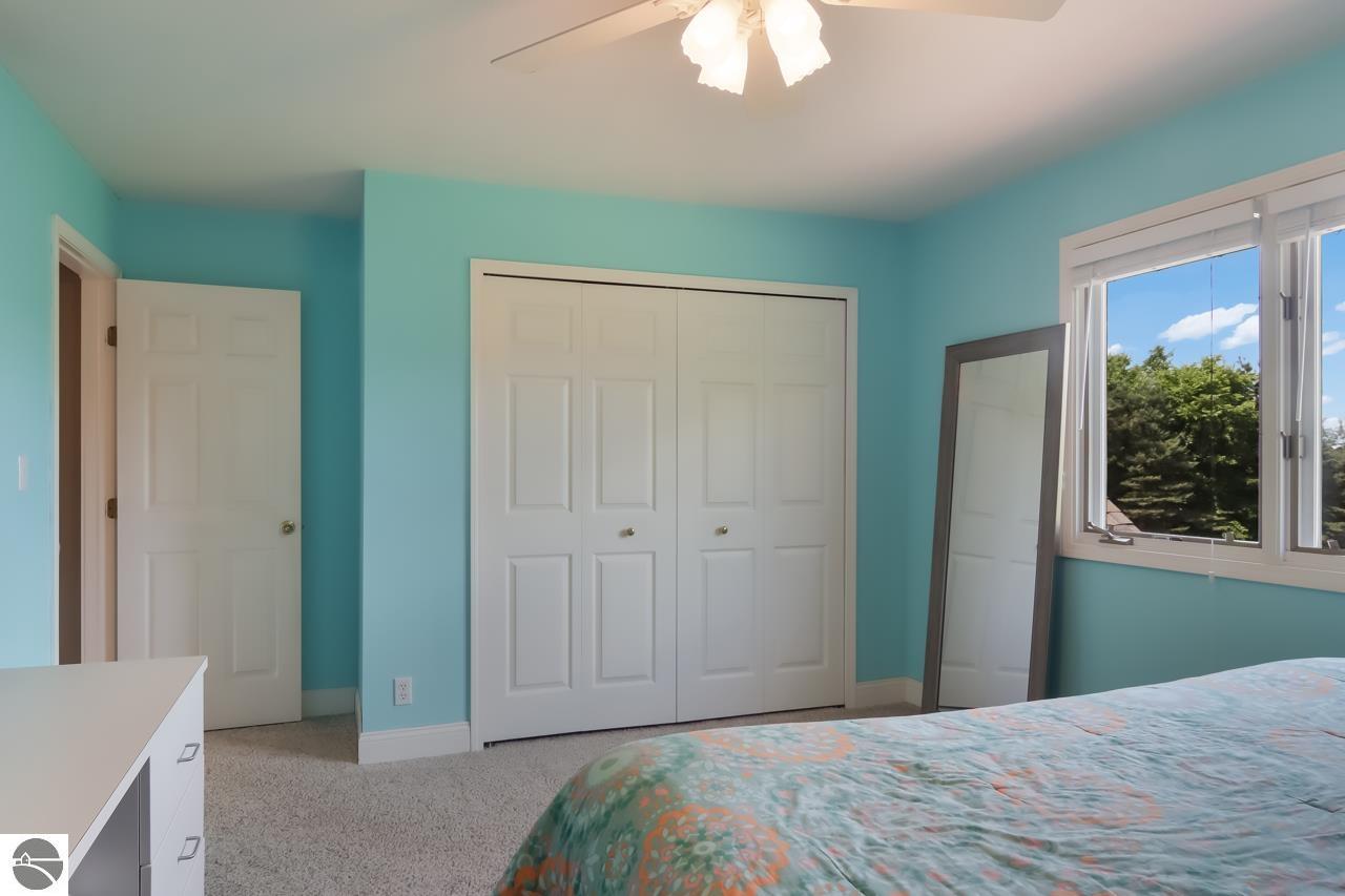 128 Spring Hill Road