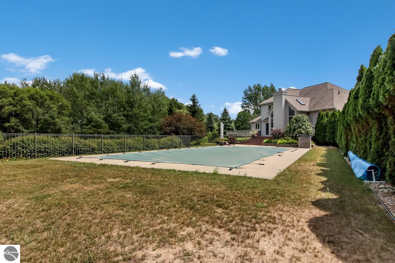 128 Spring Hill Road