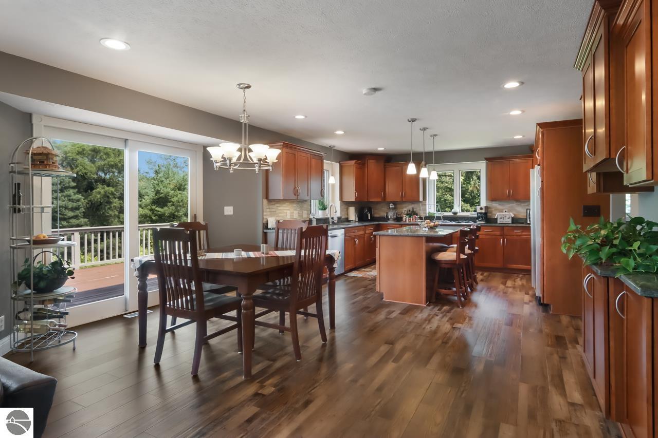 128 Spring Hill Road