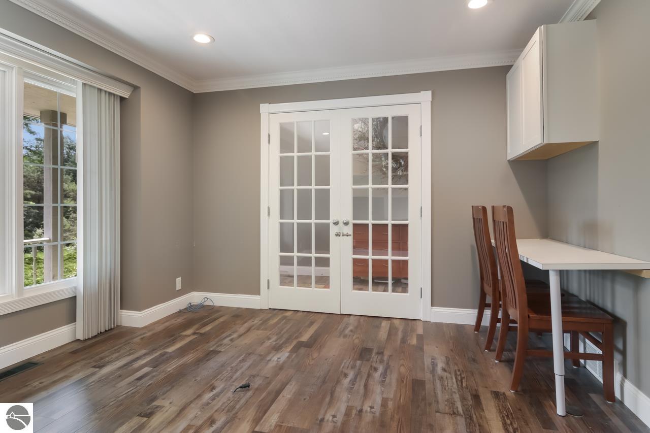 128 Spring Hill Road