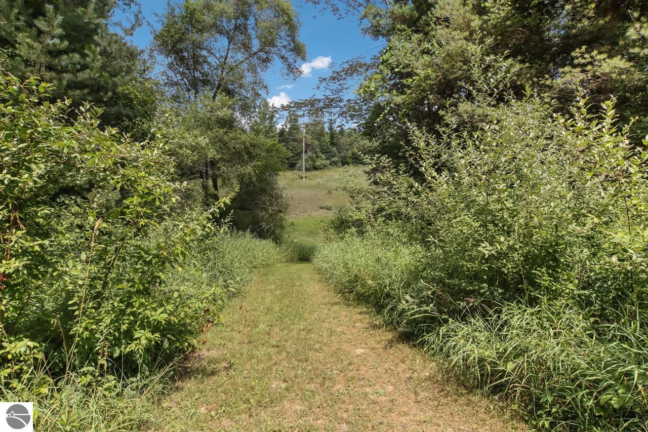 128 Spring Hill Road