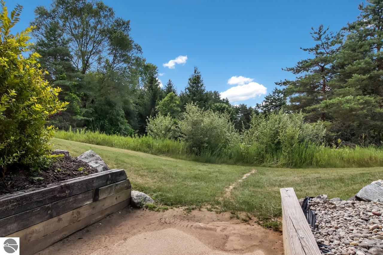 128 Spring Hill Road